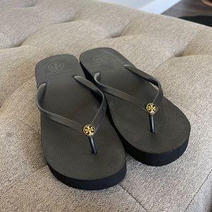 Tory Burch black small wedge flip flops size 9